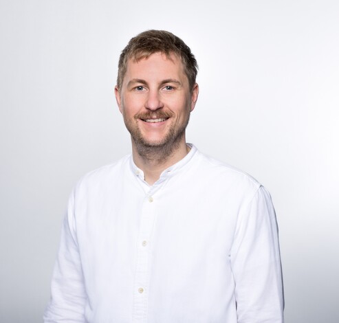 Prof. Dr. Christopher Künneth